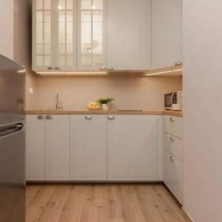 Cozy & Bright Zupnicza By Renters Daire