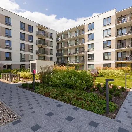 Cozy & Bright Zupnicza By Renters * Warschau